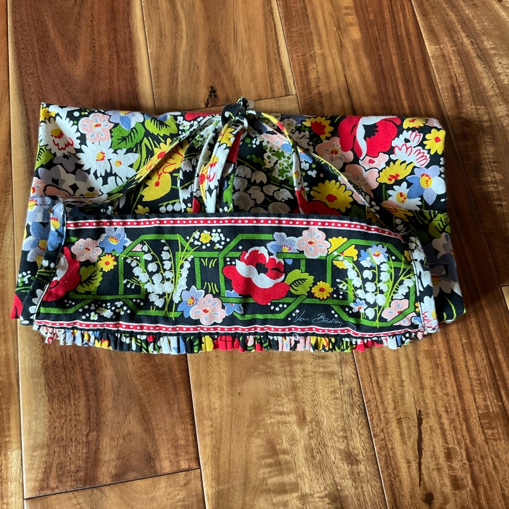 ✔️ Rare Vera Bradley Apron in Poppy Fields